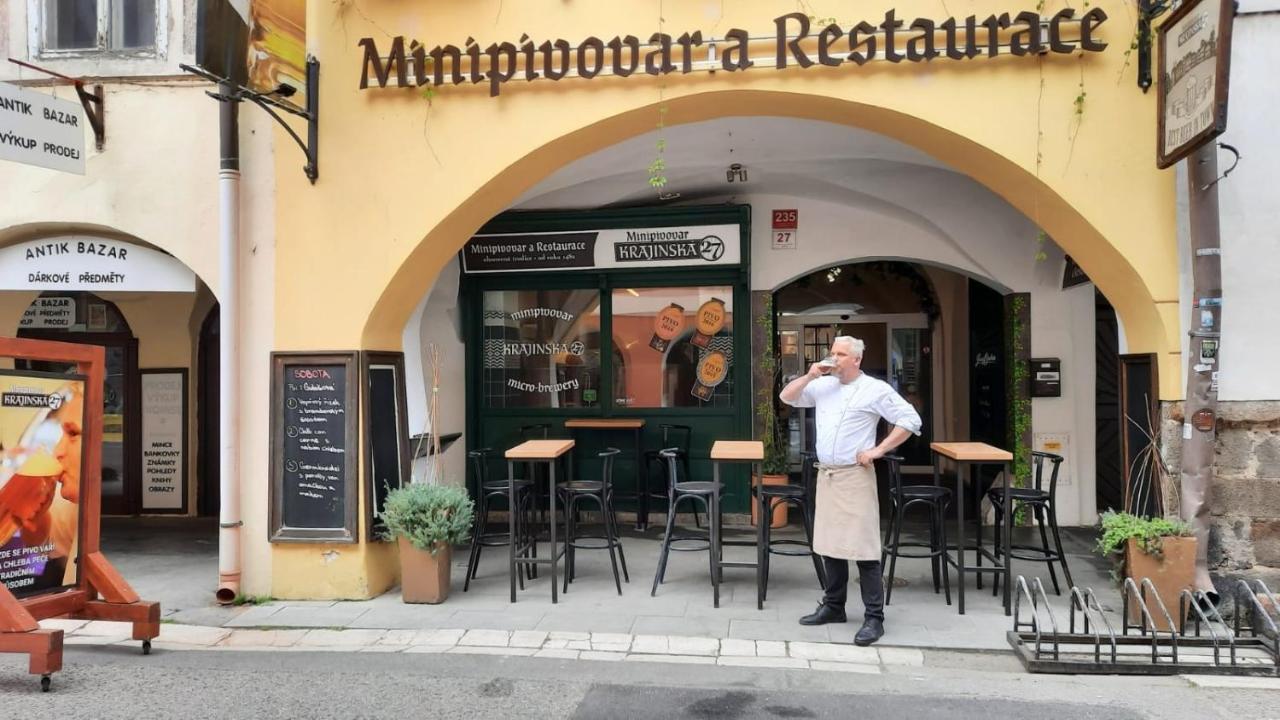 Krajinska 27 *